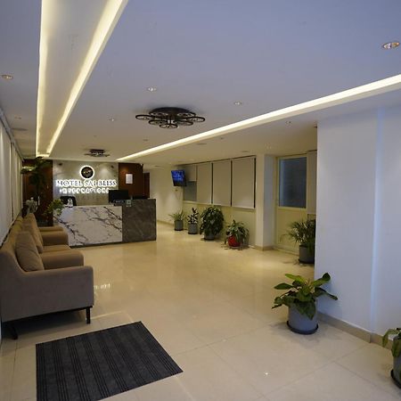 Sai Bliss Residency, Manyata Tech Park Hotell Bangalore Exteriör bild