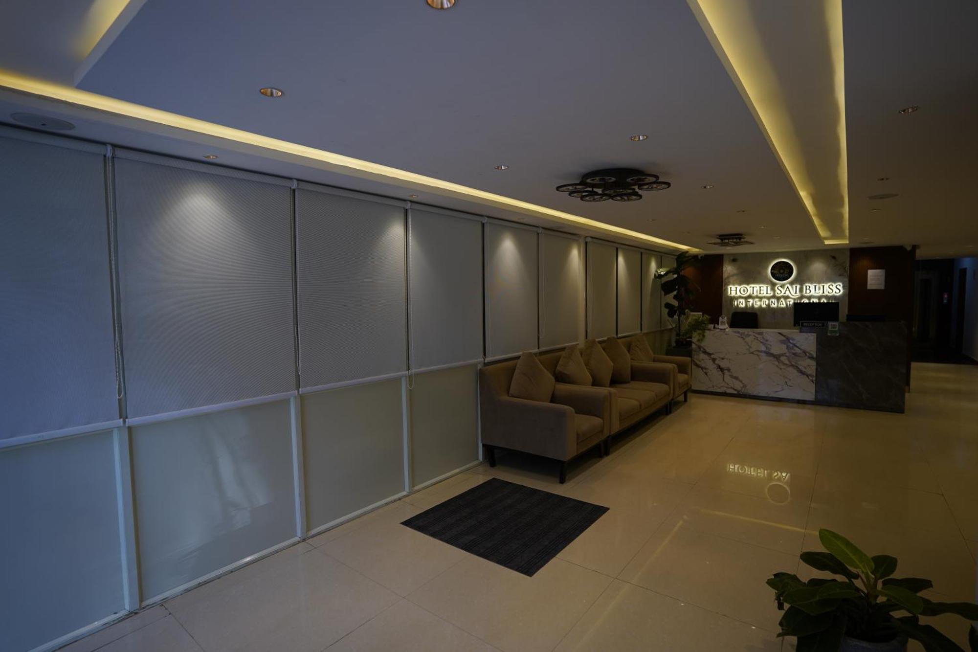 Sai Bliss Residency, Manyata Tech Park Hotell Bangalore Exteriör bild