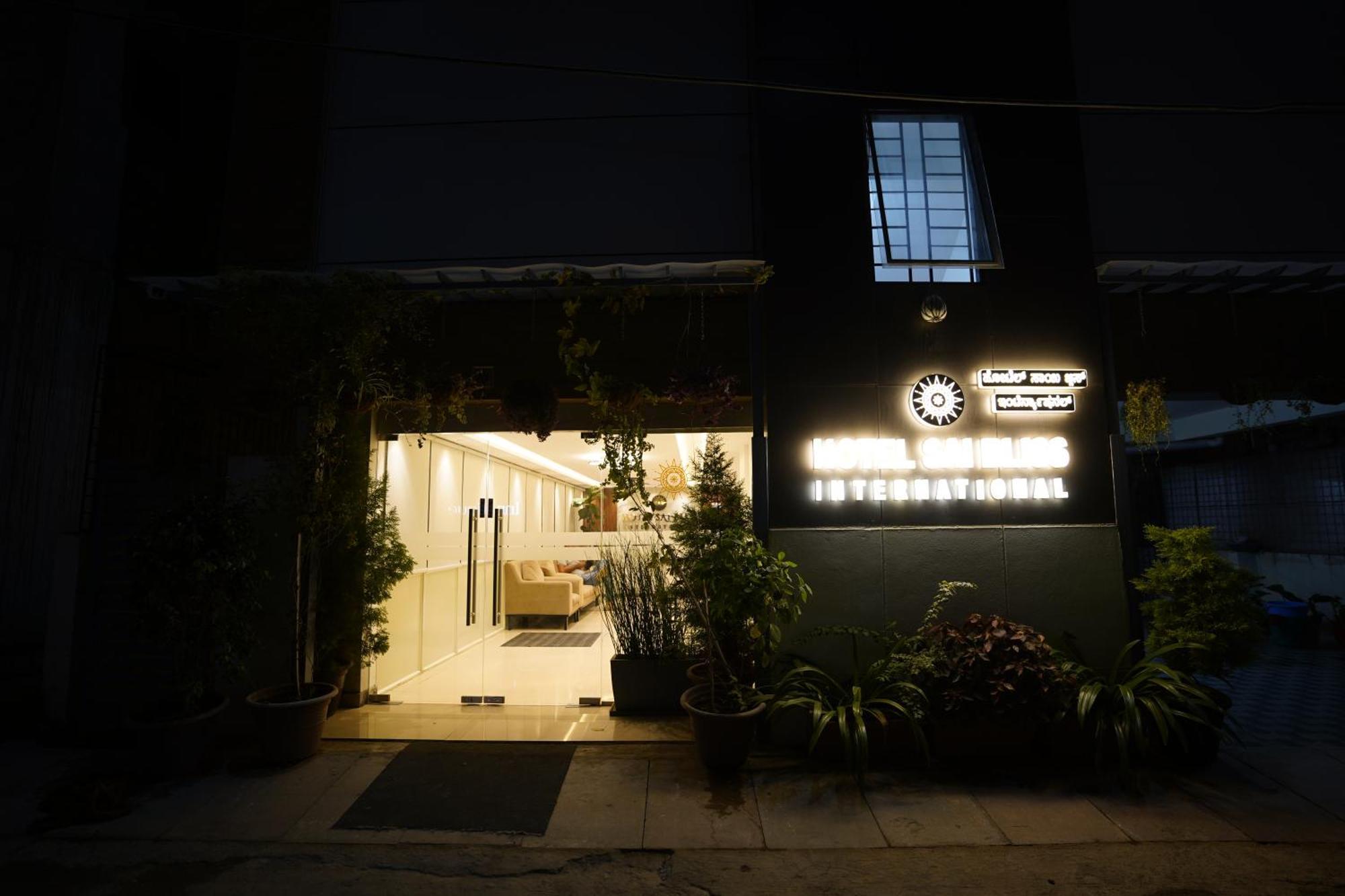 Sai Bliss Residency, Manyata Tech Park Hotell Bangalore Exteriör bild